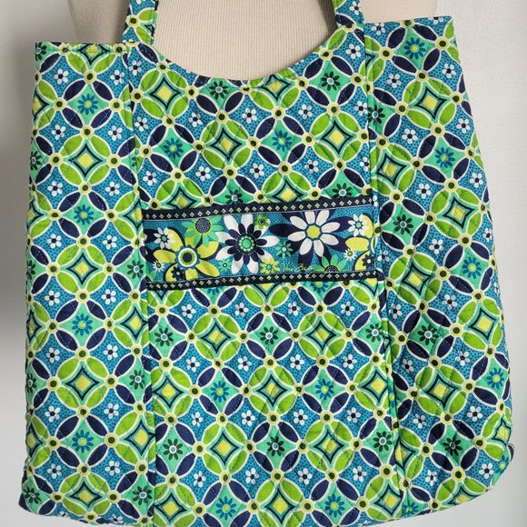 Vera Bradley Handbags - Vera Bradley Green Daisy Morgan Tote